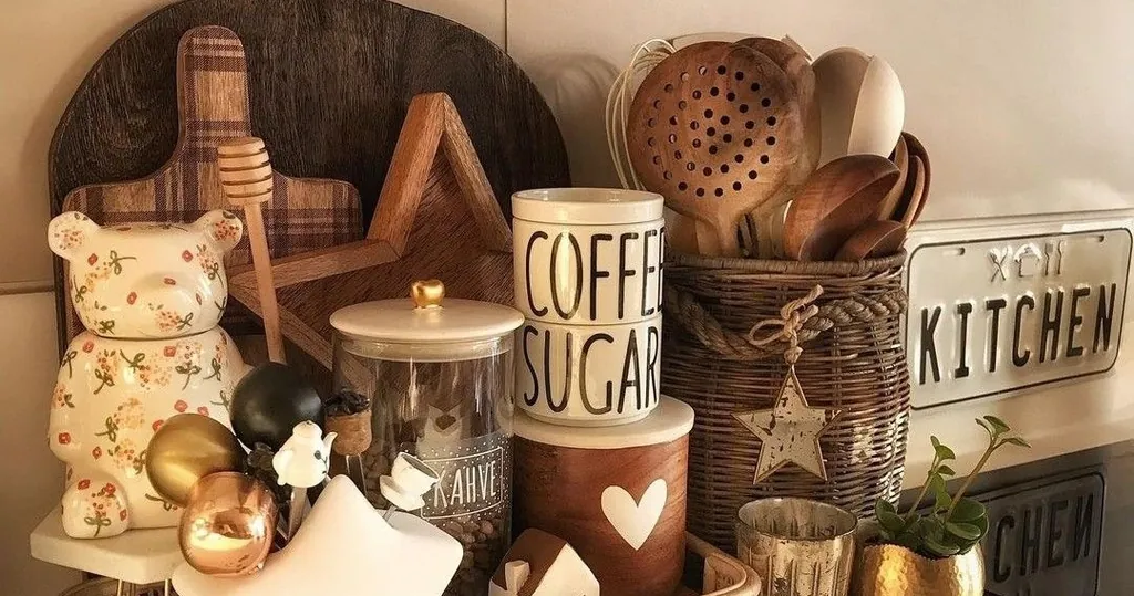 Coffee Bar Decor Ideas for Mugs, Trays, and Daily Supplies
