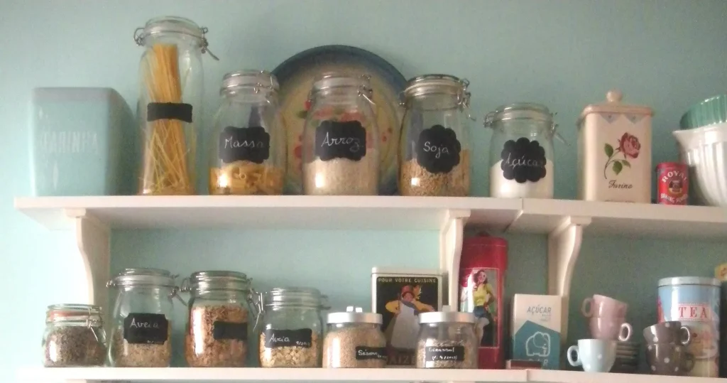 Kitchen Shelf Decor Ideas for Dishes, Jars, and Open Space